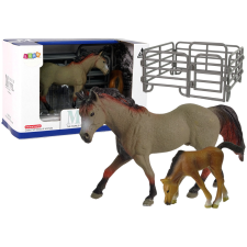 Lean Toys 2 db figurából álló készlet Ló csikóval és tollal Bak lovak játékfigura