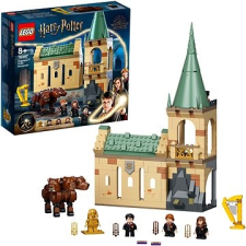 LEGO Harry Potter - Roxfort - Találkozás Bolyhoskával (76387) lego