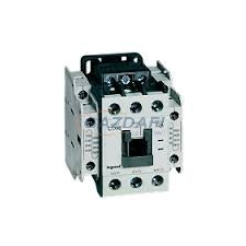 LEGRAND 416124 CTX3 ip. mágneskapcs. 3P 32A 2Z+2NY 110V AC villanyszerelés