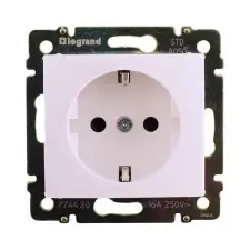 LEGRAND 774420 VALENA 2P+F CSATLAKOZÓALJZAT FEHÉR villanyszerelés