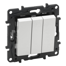 LEGRAND NILOÉ STEP 3x101 EGYP.KAPCS.FEH 10A villanyszerelés