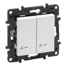 LEGRAND Niloé Step csillárkapcsoló jelzőfénnyel, 10AX, fehér, IP44, Legrand 863115IP44 világítási kellék