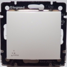 LEGRAND Valena 106 IP44 váltókapcsoló fehér (774206) villanyszerelés