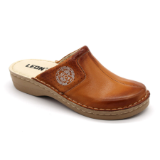 LEON 360 barna kényelmes klumpa munkavédelmi cipő