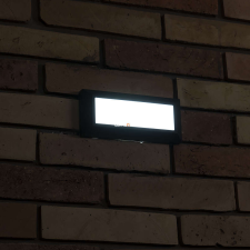 Lutec Kültéri lábazati LED lámpa 10 W, hidegfehér, szürke-opál (Helena) kültéri világítás