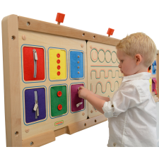  Masterkidz Fali Tábla Nyitás És Zárás Zárak Csúszkák Gombok Montessori fajáték