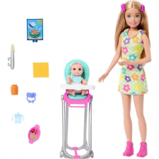 Mattel Barbie Skipper bébiszitter baba etetőszékkel és színváltós kisbabával barbie baba