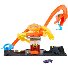 Mattel Hot Wheels kobratámadás a pizzériában autópálya és játékautó