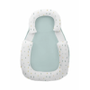 Matti Kikkaboo babapozicionáló memóriahabos hypoallergén legurulás gátlós 60x40x8cm Menta háromszögek