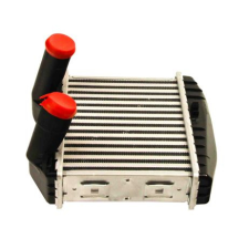 MAXGEAR töltőlevegő-hűtő MAXGEAR AC630067 autóalkatrész