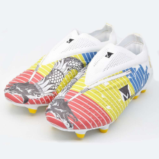  MBrands 6.8 futballcipő, tricolor, dák farkas, fűzés nélkül 45