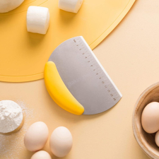 Mércés tésztavágó, kaparó és spatula sütés és főzés