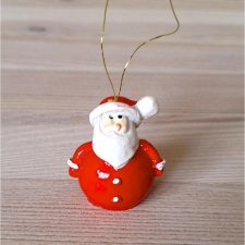  Mikulásfigura, akasztható, polyresin. Mérete: 25x30 mm karácsonyi dekoráció