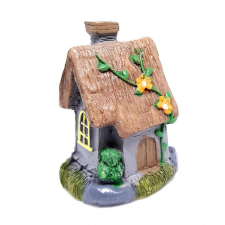  Mini házikó, tetőn virággal. Mérete: 49x69 mm dekorációs kellék