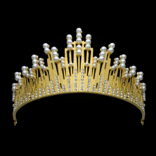  Műanyag tortadekoráció – Arany korona gyöngyökkel party kellék