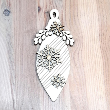  Natúr fa karácsonyfadisz, csíkos jégcsap fagyönggyel, hópelyhekkel. Mérete: 7x16x0,9 cm dekorációs kellék