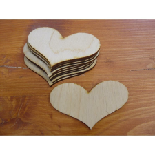 Natúr fa - Romantik szív lyuk nélkül 6x9cm 10db/csomag dekorációs kellék