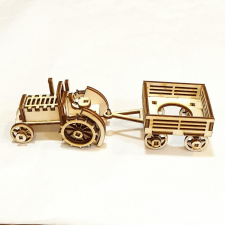 Natúr fa traktor pótkocsival. Mérete: 16x4,5x4,6 cm dekorációs kellék