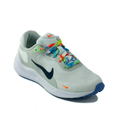  Nike Revolution 7 GS Next Nature Futócipő