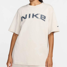  Nike Sportswear Bő Fazonú Női Póló