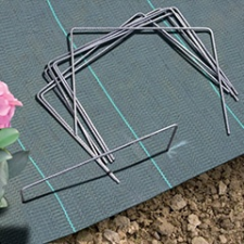 Nortene Talajtakaró rögzítéséhez leszúrható fémkapocs (20 darab) XL geotextília