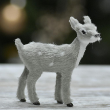  Őzike szürke prémium 10cm dekorációs kellék