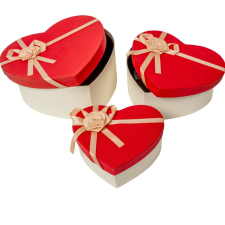  Papírdoboz szív krém-piros 22-19-16cm 3db-os dekorációs kellék