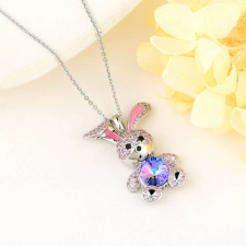  Platinával bevont nyuszi nyaklánc színjátszó kék-lila Swarovski kristállyal (0393.) nyaklánc