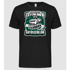 Pólómánia Minden ember egyenlőnek születik NW AUTÓSZERELŐK - Férfi Alap póló