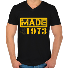 PRINTFASHION 1973 - Férfi V-nyakú póló - Fekete férfi póló