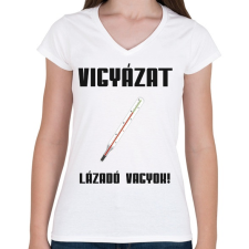 PRINTFASHION Lázadó vagyok - Női V-nyakú póló - Fehér női póló