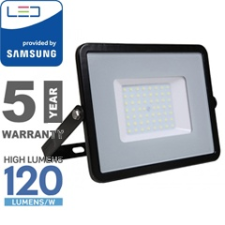  PRO LED reflektor fekete (50W/100°) hideg fehér, 120lm/W, Samsung kültéri világítás