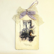  Provence-i ablak levendulával - falikép. Mérete: 11,5x19,5 dekorációs kellék