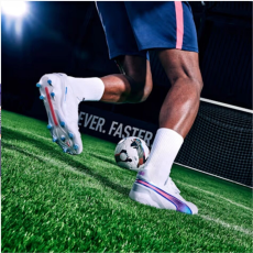 Puma King Ultimate FG/AG focicipő 107809 02 44