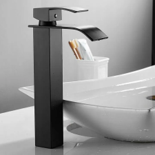 Rea Fürdőszobai csaptelep Calani LOTUS Black High csaptelep