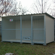  RENATO Kutya kennel, 4x2m alapterület, padozat nélkül szállítóbox, fekhely kutyáknak