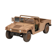  Revell HMMWV M109 7A2 1:35 (03366) makett
