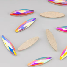 Roniki csiszolt formakő - glass AB - 10db körömdíszítő