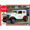 ROUND2 MPC 1/25 1932 Ford Sedan kocsi modell Coca-Cola szállítós változat