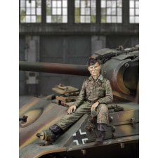  Royal Model Crewman Panzerdivision 1:35 (RM627) makett