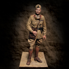  Royal Model Italian Officer Libia 1940 1:35 (RM854) makett