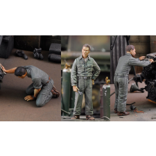  Royal Model Mechanics-3 fig. 1:35 (RM590) makett