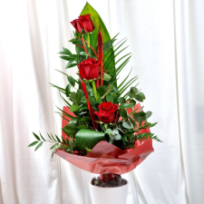  Rózsacsokor vörösrozsa_háromszál_002 virágküldés