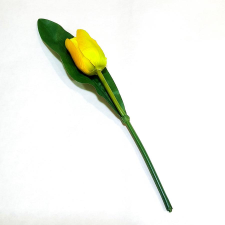  Sárga selyemtulipán, levéllel. Virág mérete: kb. 3,2x5 cm dekorációs kellék