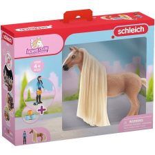 Schleich 42585 Kim és Criollo Definitivo lova fésülhető sörénnyel játékfigura