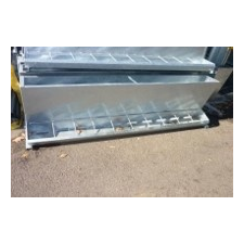  Sertésetető, hízóetető kétoldalas mozgatóval 60 cm tüzihorganyzott 4 férőhelyes haszonállat felszerelés