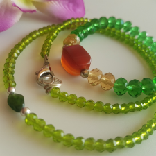  Smaragd kővel díszített Csehkristály szett. ékszer szett