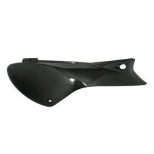 Standard Parts Hátsó oldalsó panel jobb fekete metál Peugeot Trekker / TKR egyéb motorkerékpár alkatrész