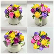  Szappanvirág csokor - Vegyes tulipán szappanvirág csokor - fehér kerámia kannában - 10 szappan