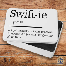 Szupicuccok Taylor Swift - Swiftie noun fém szendvicsdoboz (tároló doboz) uzsonnás doboz